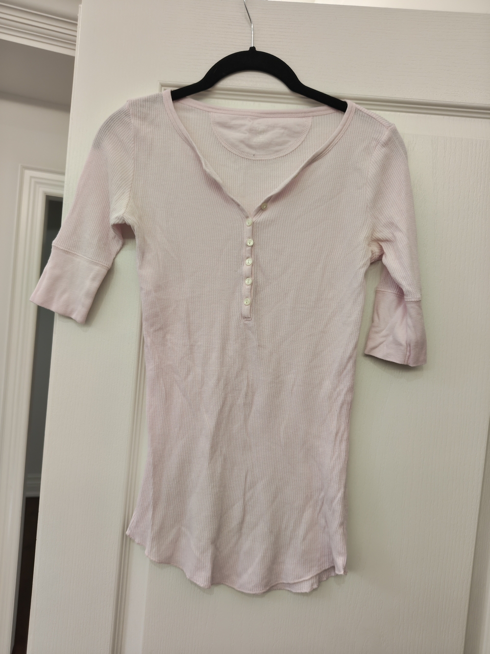 Vintage Y2K GAP Light Pink Ribbed Henley Long Sleeve Top